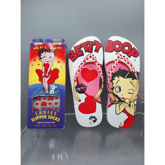 Betty Boop L 9-10 Flip Flops Sandals And Slipper Socks. New - Picture 1 of 6